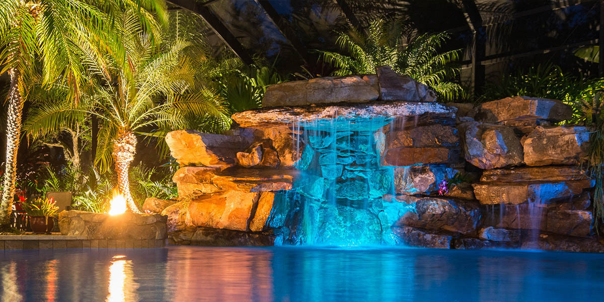 pool-design-with-grotto-feature-8