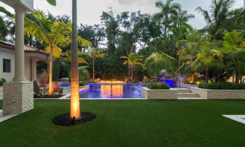 modern-pool-designer18