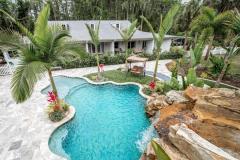 Small-Tropical-Pool-with-Large-Grotto10